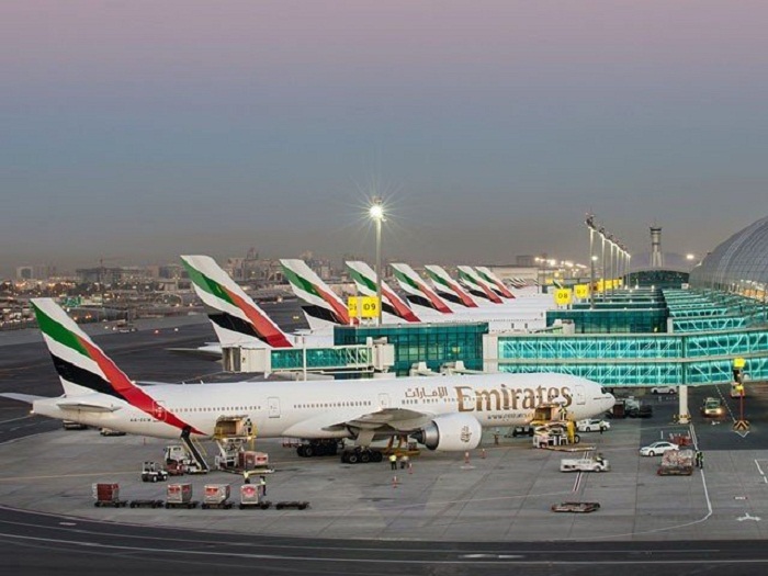 برطانیہ کا عرب امارات سے براہ راست پروازیں بند کرنے کا اعلان
