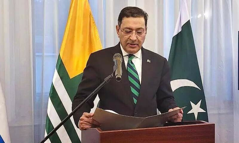 بھارت کا حملہ: ایٹمی ہتھیاروں سمیت پوری قوت سے جواب دیں گے، پاکستانی سفیر