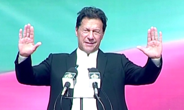 تحریک عدم اعتماد: پہلا ہدف آصف زرداری ہوگا، وزیراعظم