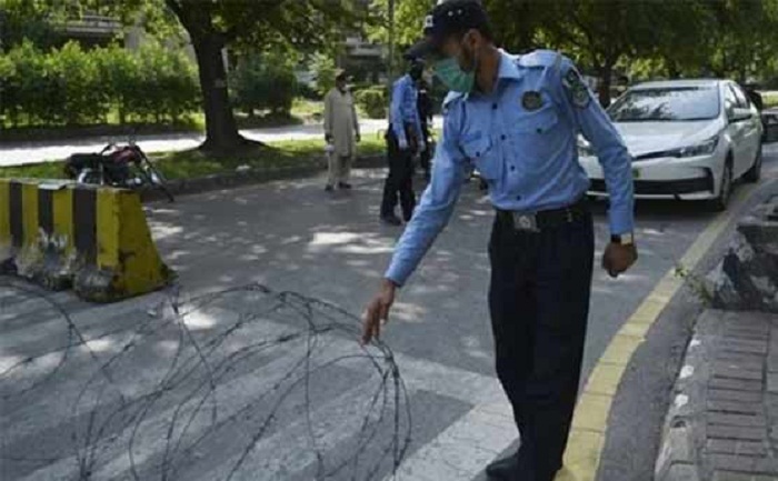 حکومت کی لانگ مارچ سے نمٹنے کی تیاری، ڈی چوک سیل کردیا گیا