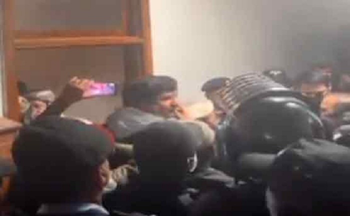 پارلیمنٹ لاجز میں پکڑ دھکڑ: فضل الرحمان کا ملک گیر احتجاج کا اعلان