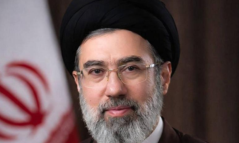 دشمن کو ایرانیوں کے خون کا حساب دینا پڑے گا، مجتبیٰ خامنہ ای