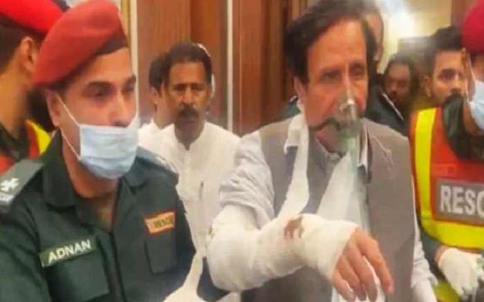 پنجاب اسمبلی میں ہنگامہ آرائی، تشدد سے پرویز الہٰی زخمی ہوگئے