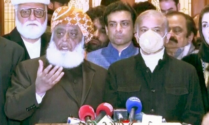 پی ڈی ایم کا حکومت کے خلاف تحریک عدم اعتماد لانے کا اعلان