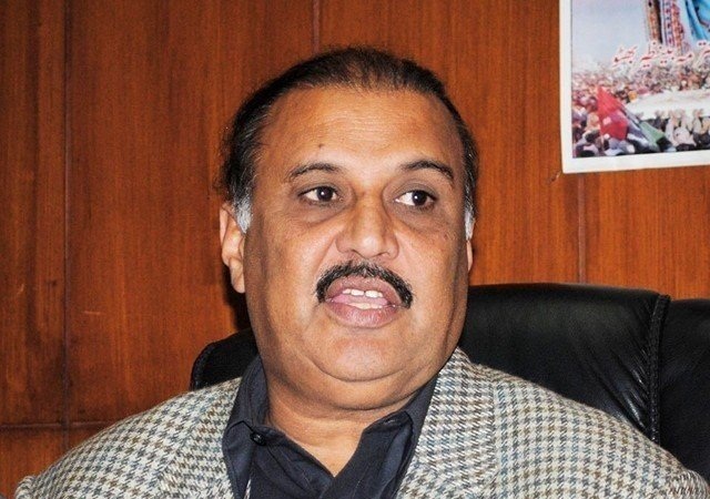 تحریک انصاف کے 24 ایم این ایز سندھ ہاؤس میں موجود ہیں، راجا ریاض