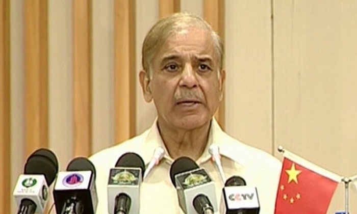 گوادر: ترقیاتی کاموں کی رفتار تسلی بخش نہیں، وزیراعظم