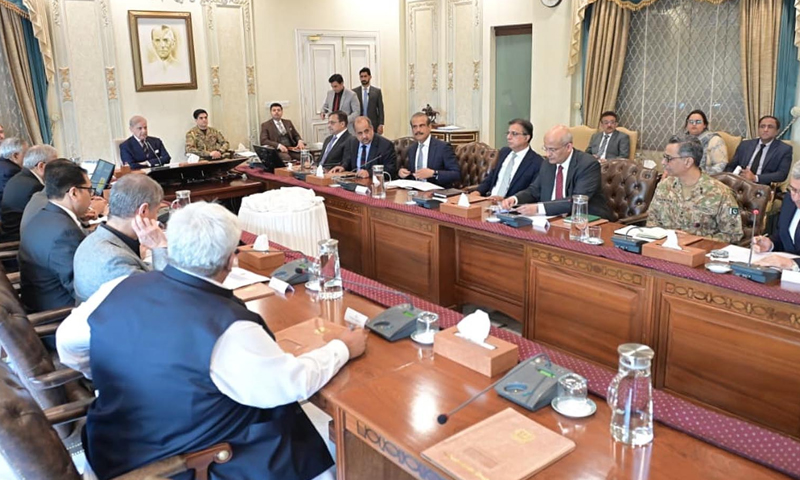 Pakistan: Markets and Malls to Close at 8 PM